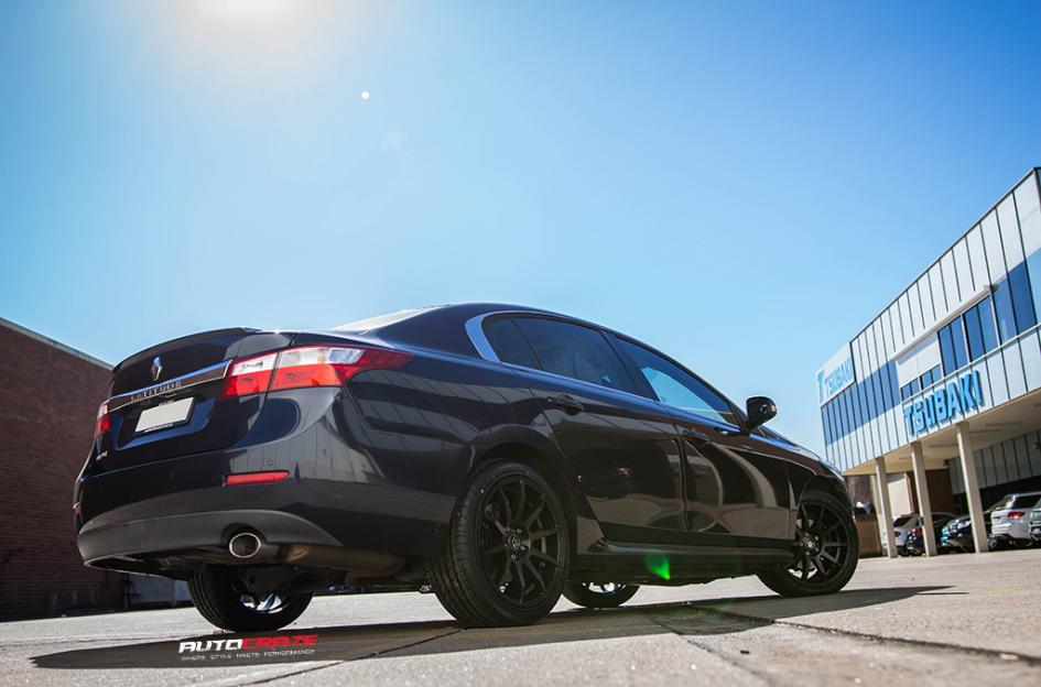 RENAULT LATITUDE PATRICK MATTE BLACK
